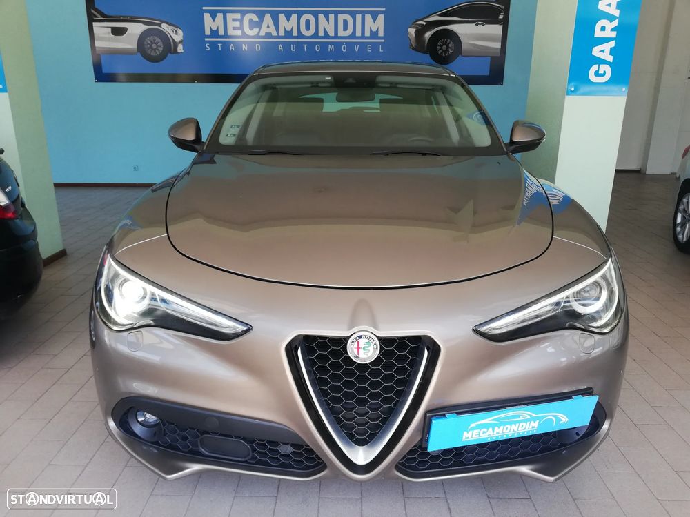 Alfa Romeo Stelvio 2.2 16V AT8 Executive - 2