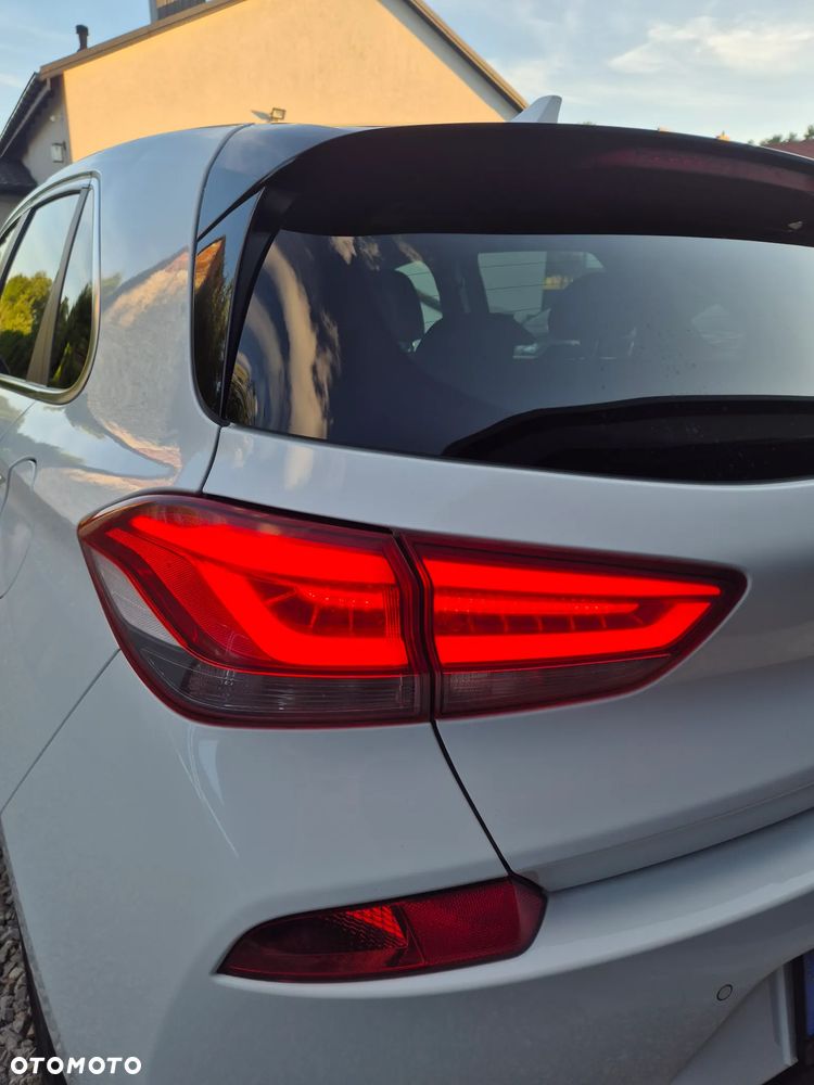 Hyundai i30 1.4 T-GDI Intro Edition - 10