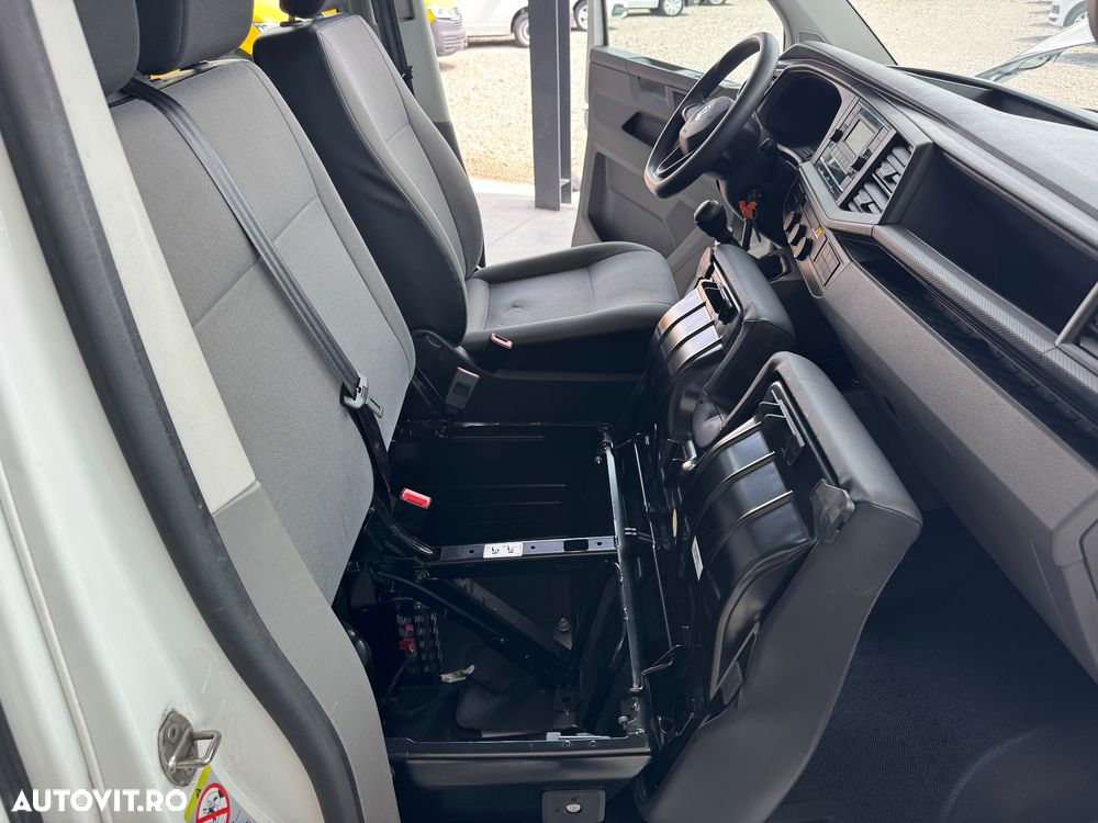 Volkswagen Transporter - 22