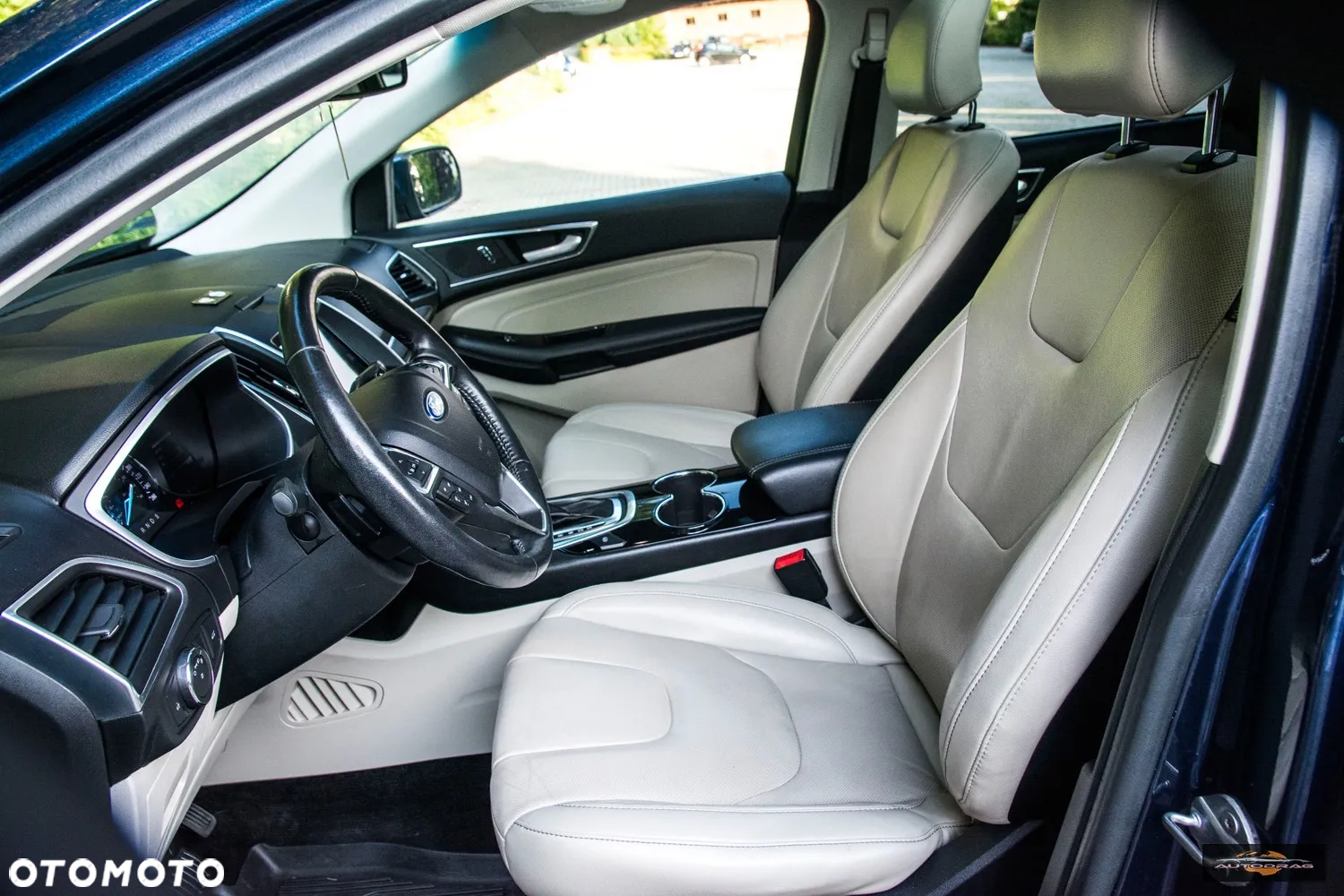Ford Edge - 12