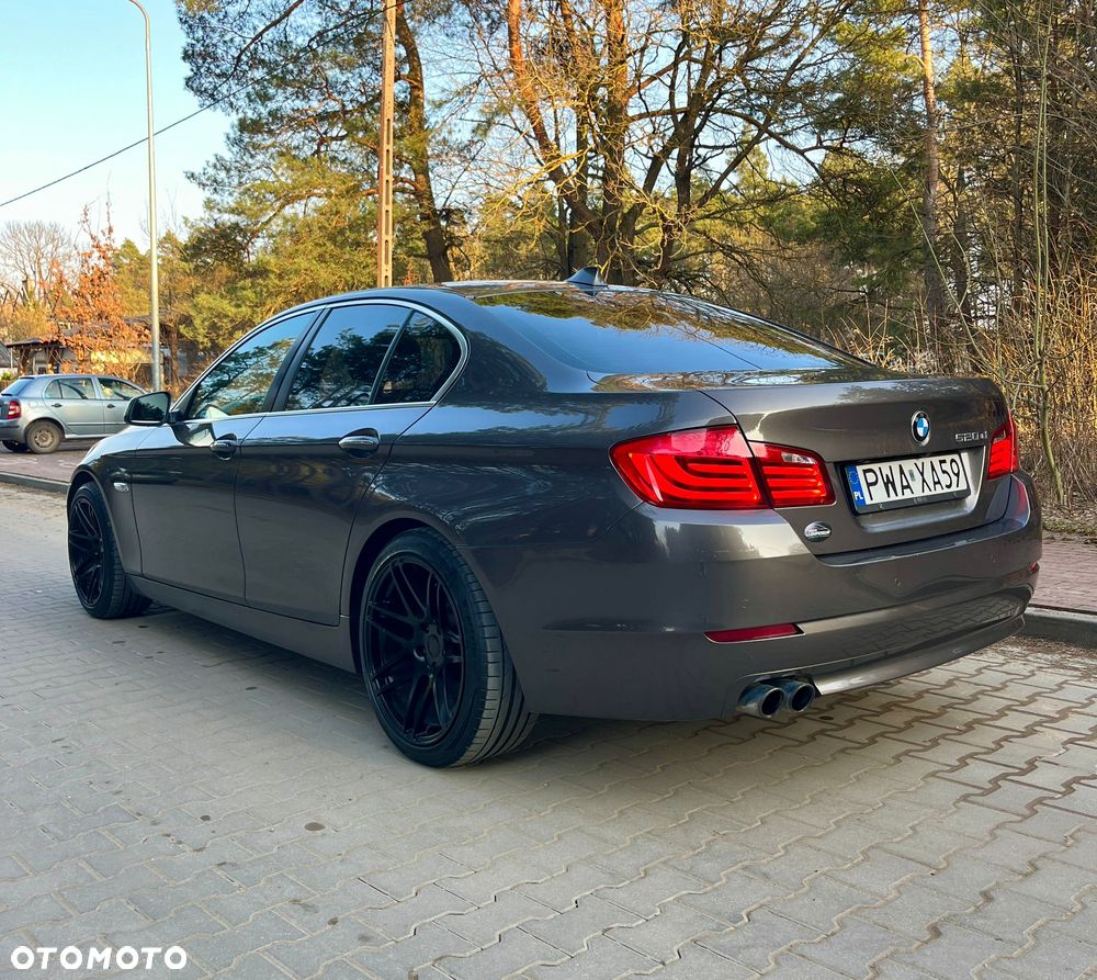 BMW Seria 5 ver-520d-xdrive-luxury-line - 5