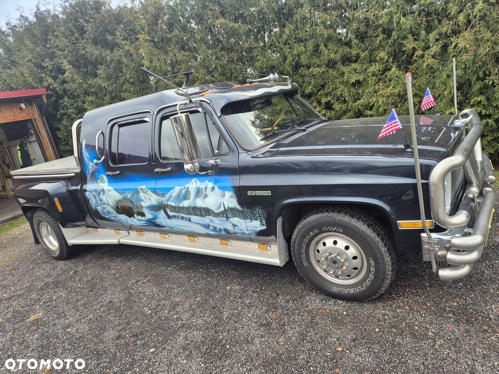 Chevrolet Silverado - 3