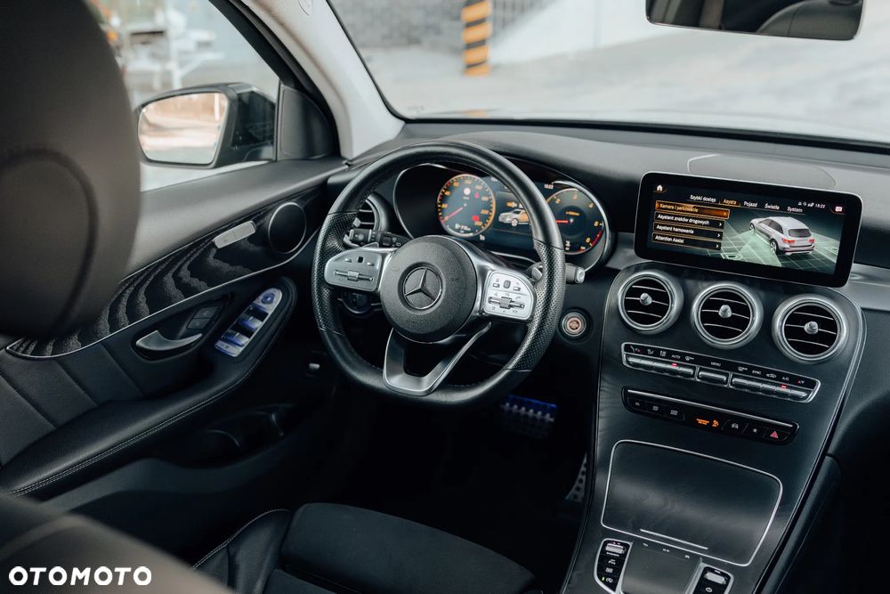 Mercedes-Benz GLC 200 d 4-Matic Business Edition - 22
