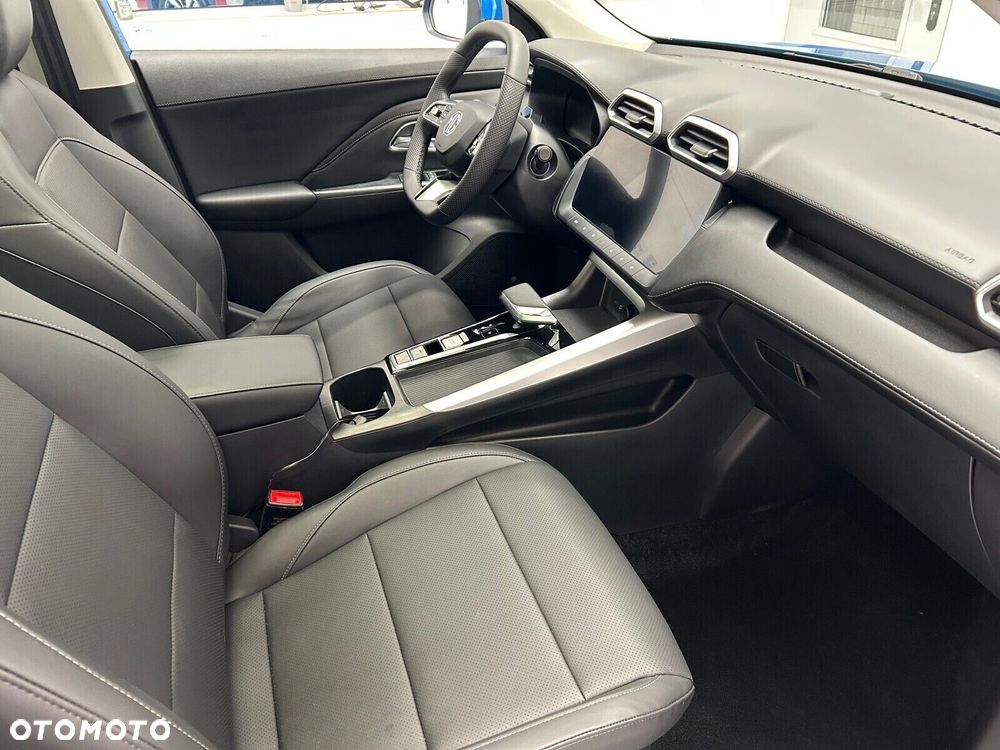 MG ZS Hybrid+ - 22