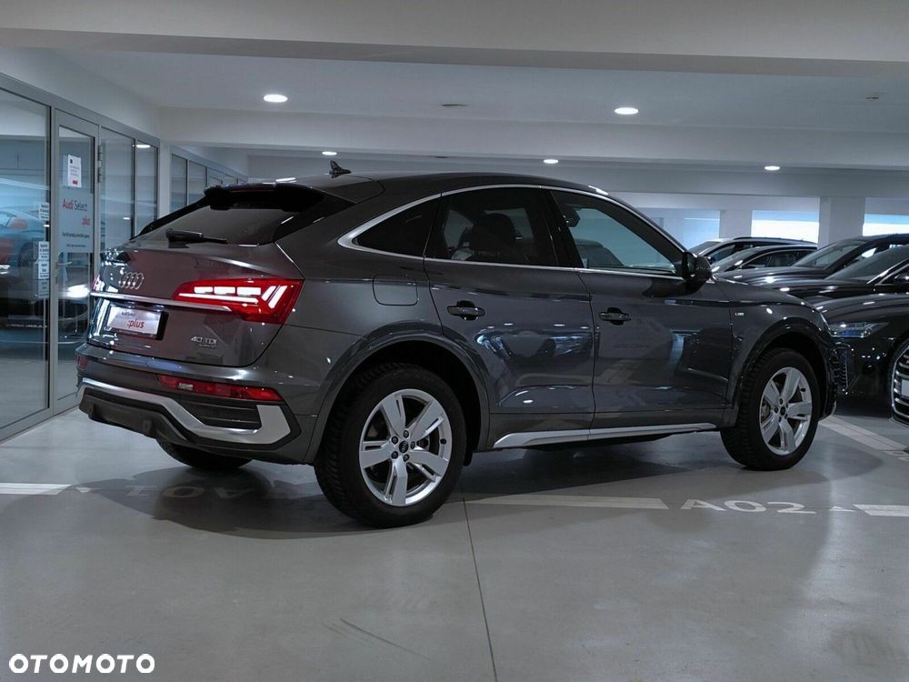 Audi Q5 Sportback - 5