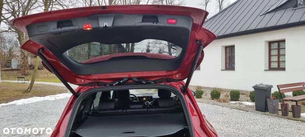 Mercedes-Benz GLB 220 d 4-Matic Progressive 8G-DCT - 15