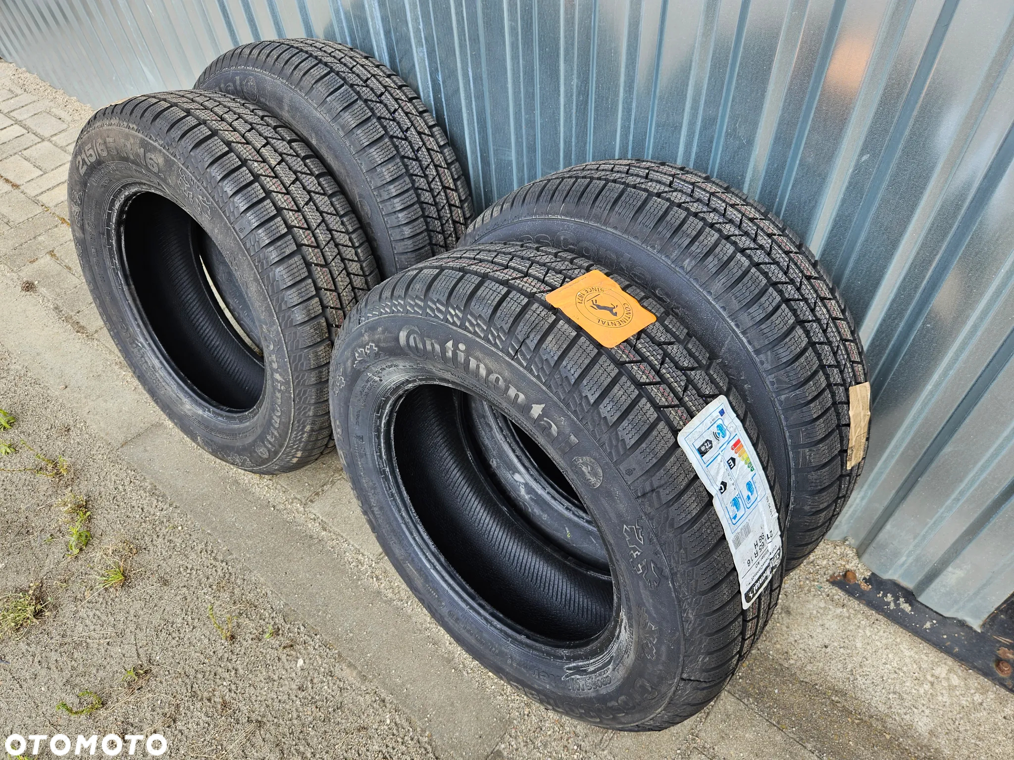 4 x OPONY CONTINENTAL CrossContact Winter 215/65/16 R16 98H. - 2