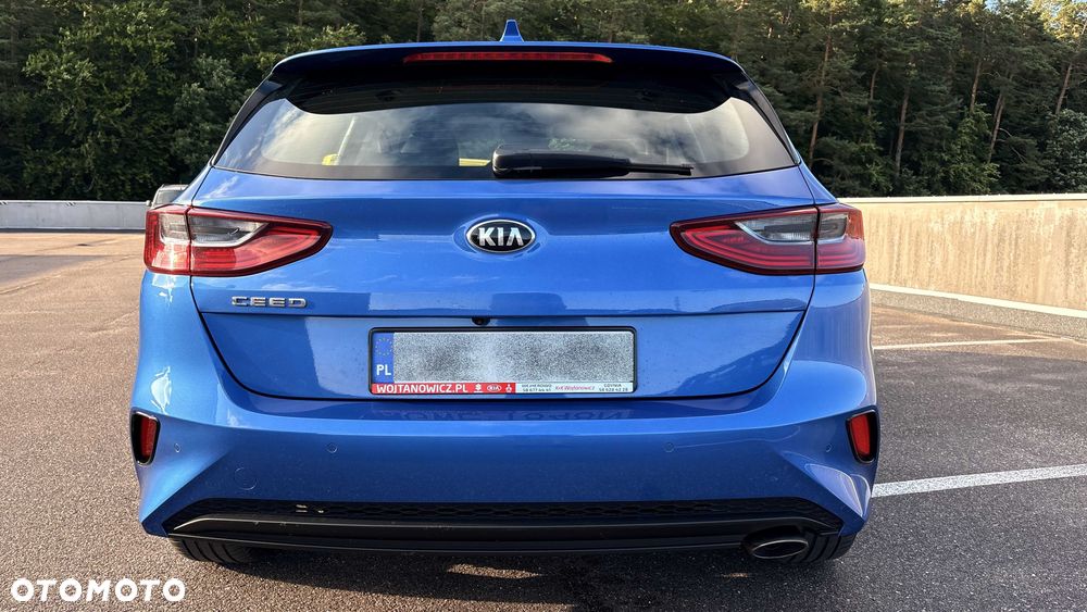 Kia Ceed - 4