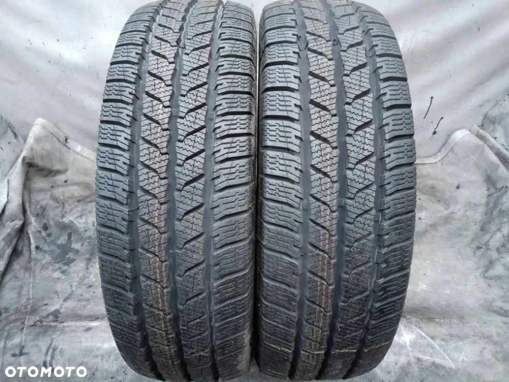 Continental VanContactWinter 215/75 R16C 113/111R 2025 - 1