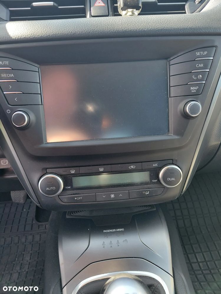 Toyota Avensis 1.8 Premium EU5 - 10