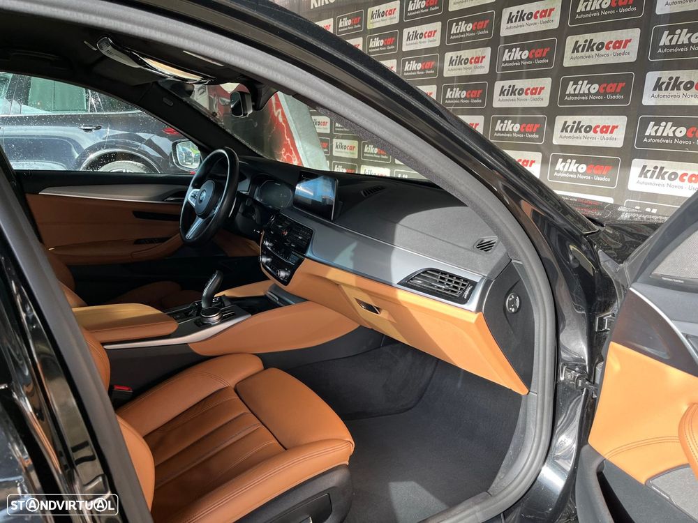 BMW M550d xDrive Auto - 27