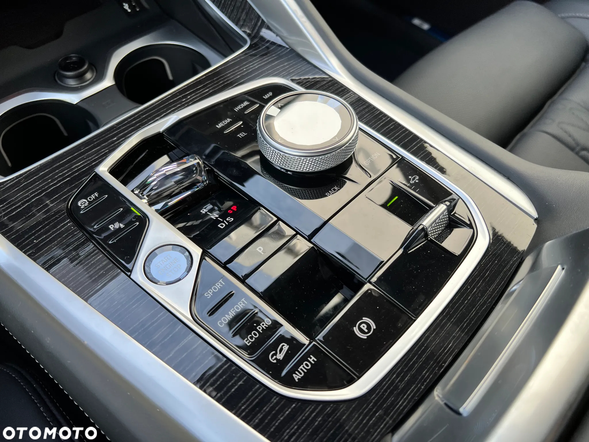 BMW X6 xDrive40d - 25