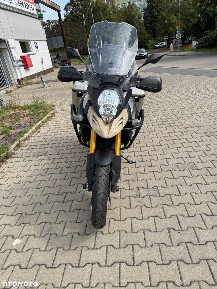 Suzuki DL - 8