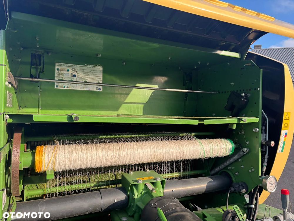 Krone Krone Comprima V150 –ISOBUS/ Zmienokomorowa/Opuszczana podłoga – 2020 –12688 Bel - 9