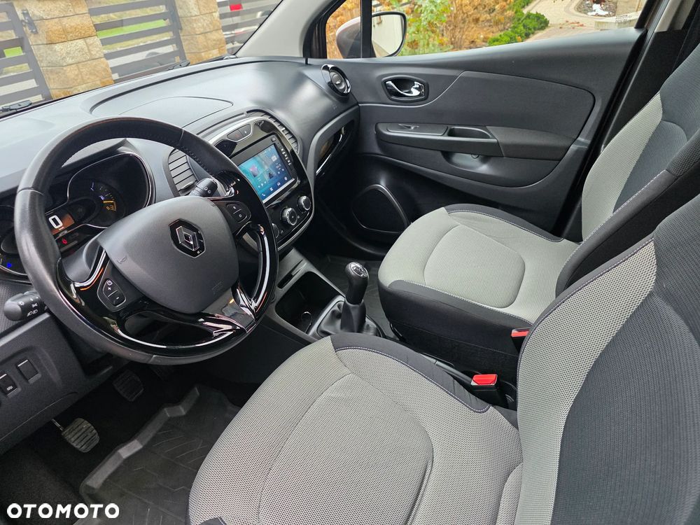 Renault Captur - 24