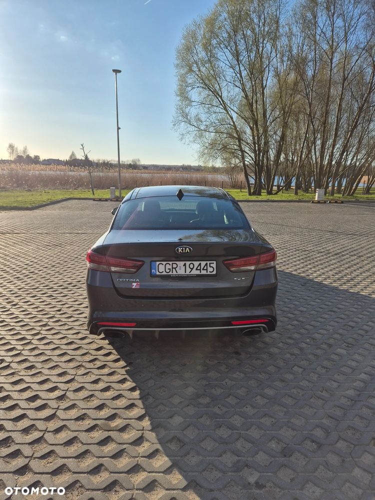 Kia Optima - 6