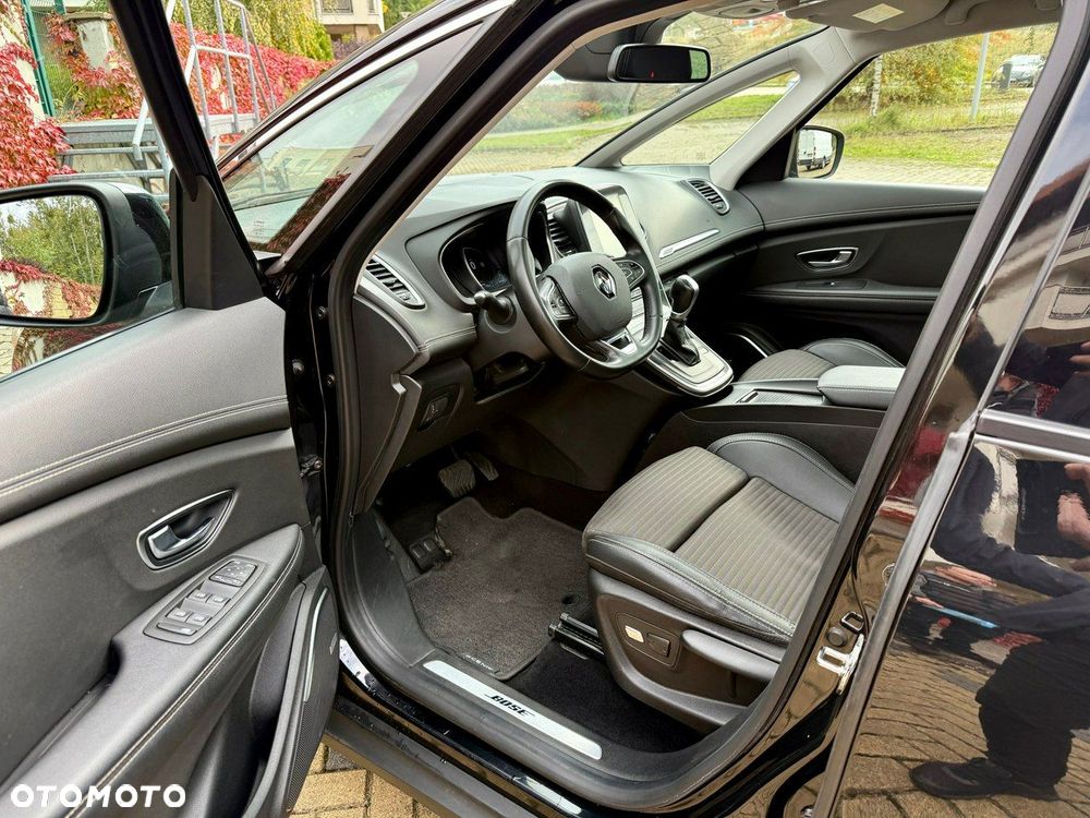 Renault Grand Scenic Gr 1.3 TCe FAP Intens EDC EU6d - 6