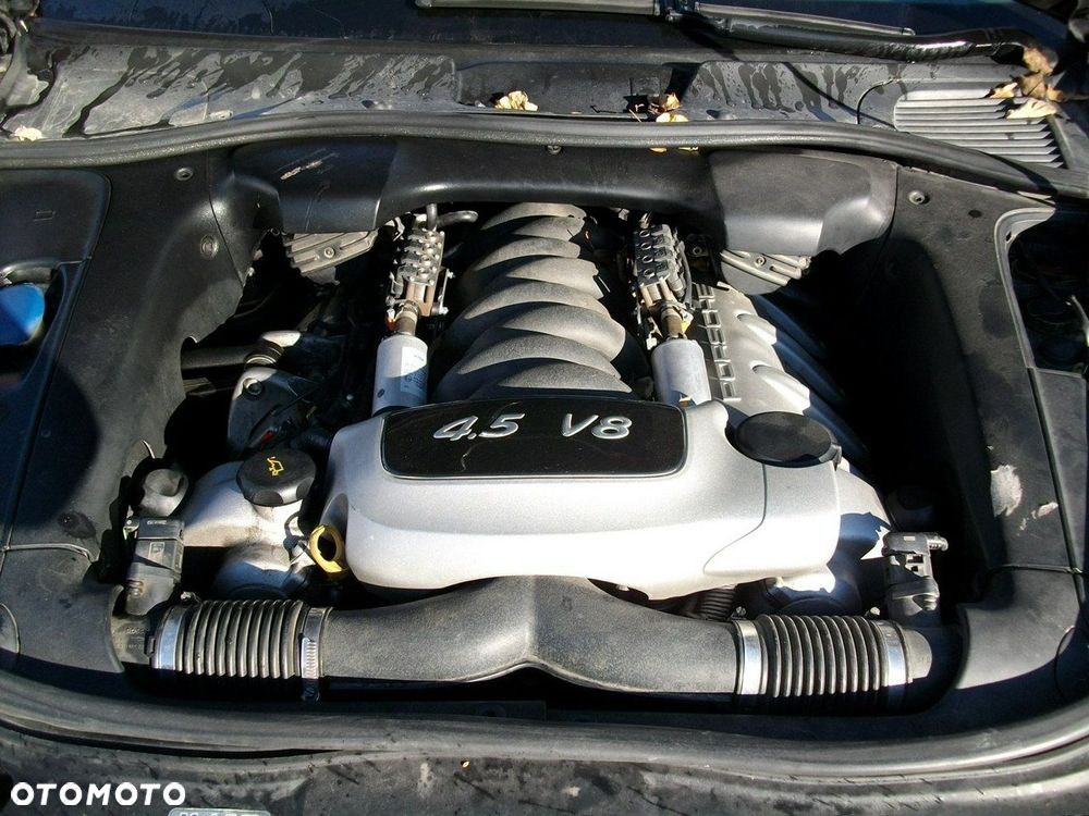 Porsche Cayenne - 11