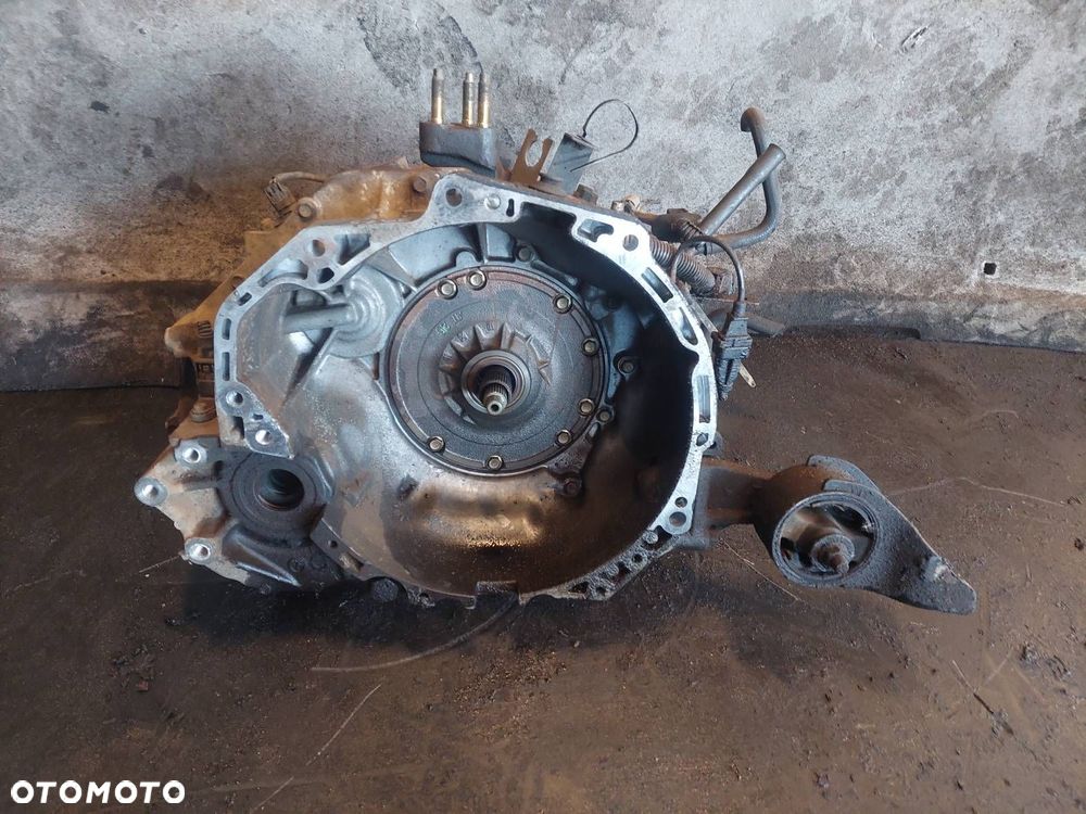 SKRZYNIA BIEGÓW AUTOMATYCZNA AUTOMAT KIA CARNIVAL I LIFT 2.9 CRDI 50-42LE - 3