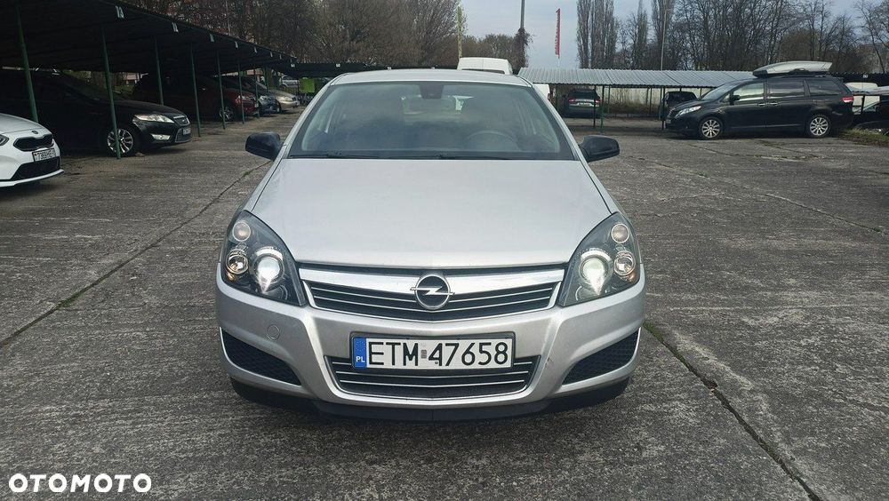Opel Astra 1.8 Edition - 2