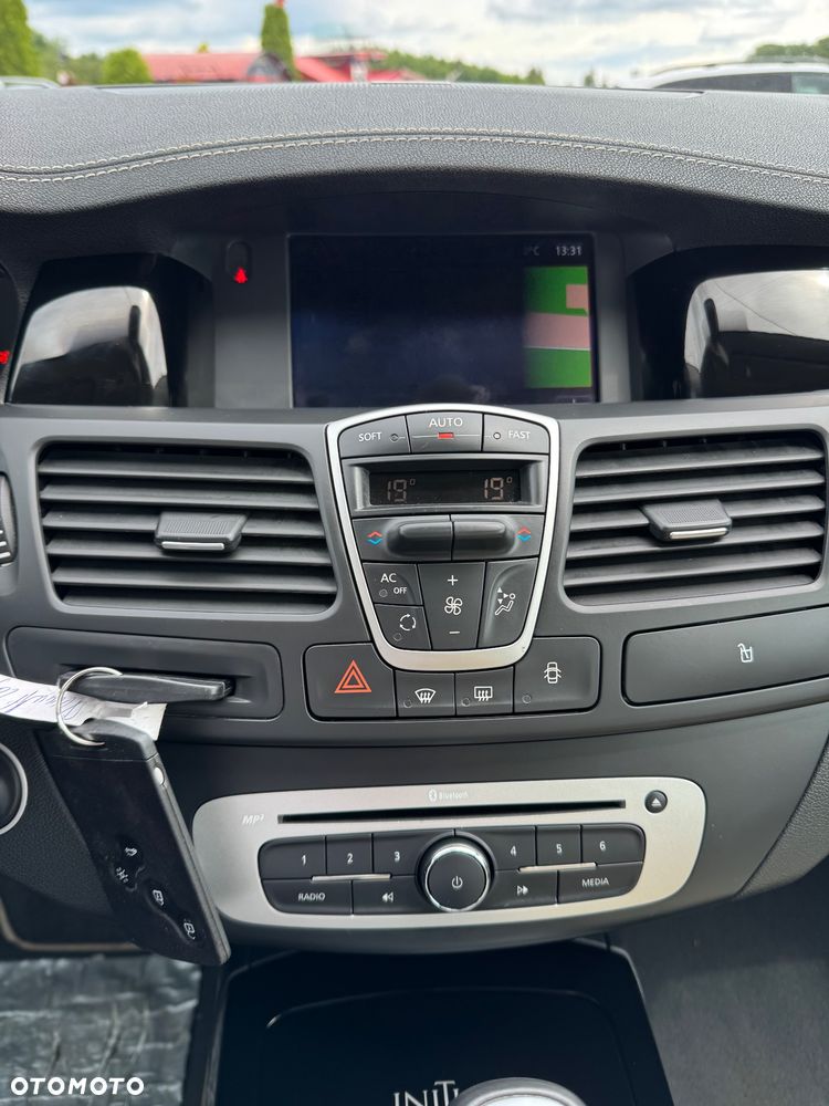 Renault Laguna 2.0T Initiale - 12