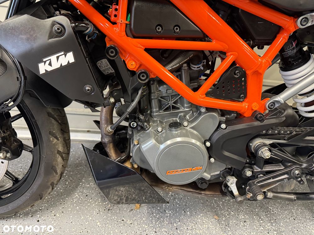 KTM Duke - 15