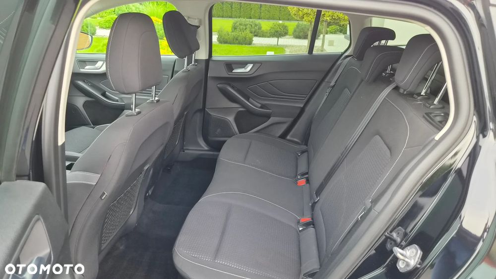 Ford Focus 1.5 EcoBlue Start-Stopp-System TITANIUM STYLE - 18