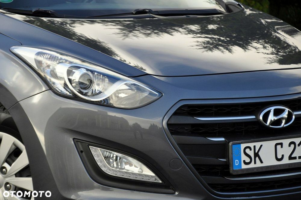 Hyundai i30 1.4 Comfort - 12