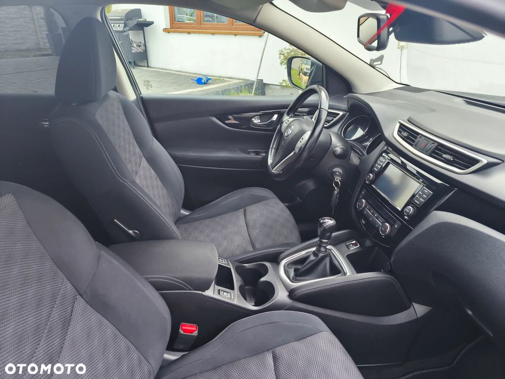 Nissan Qashqai 1.5 dCi N-Connecta - 8