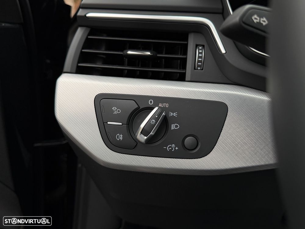 Audi A4 Avant 35 TDI S tronic design - 35
