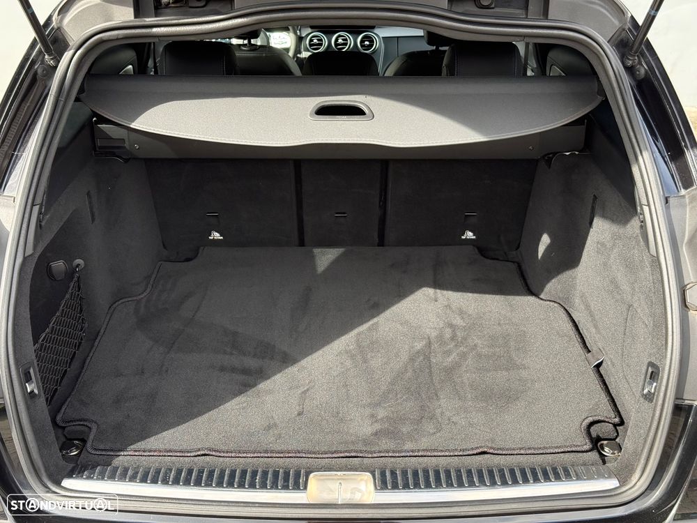 Mercedes-Benz C 220 d 4Matic Station 9G-TRONIC Night Edition - 31