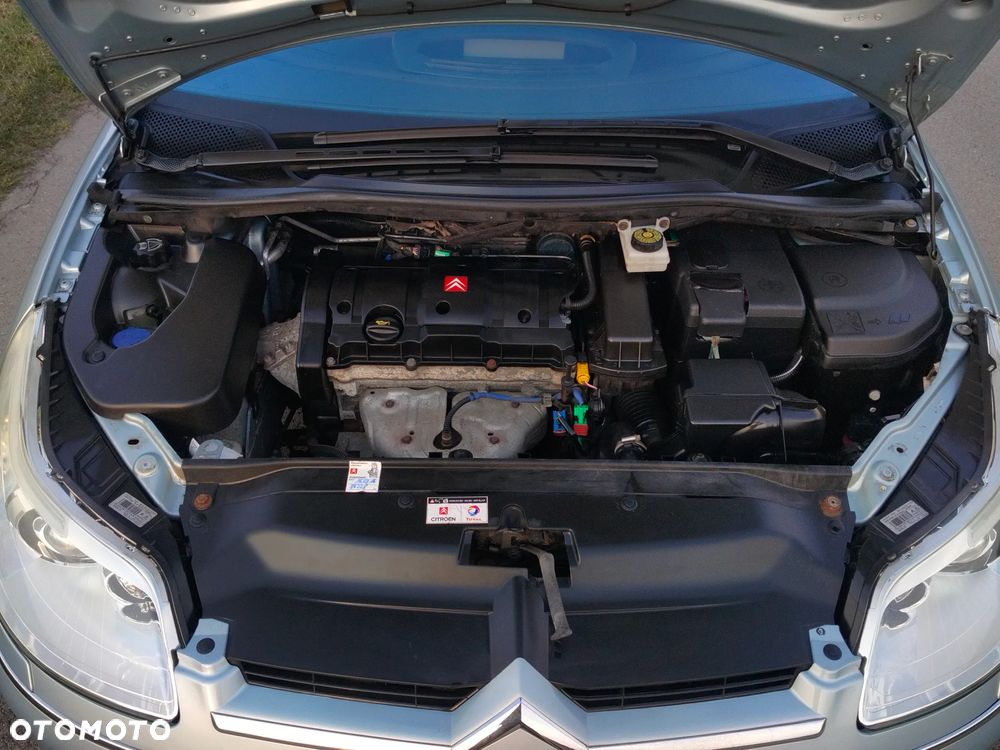 Citroën C4 1.6 16V Exclusive - 36