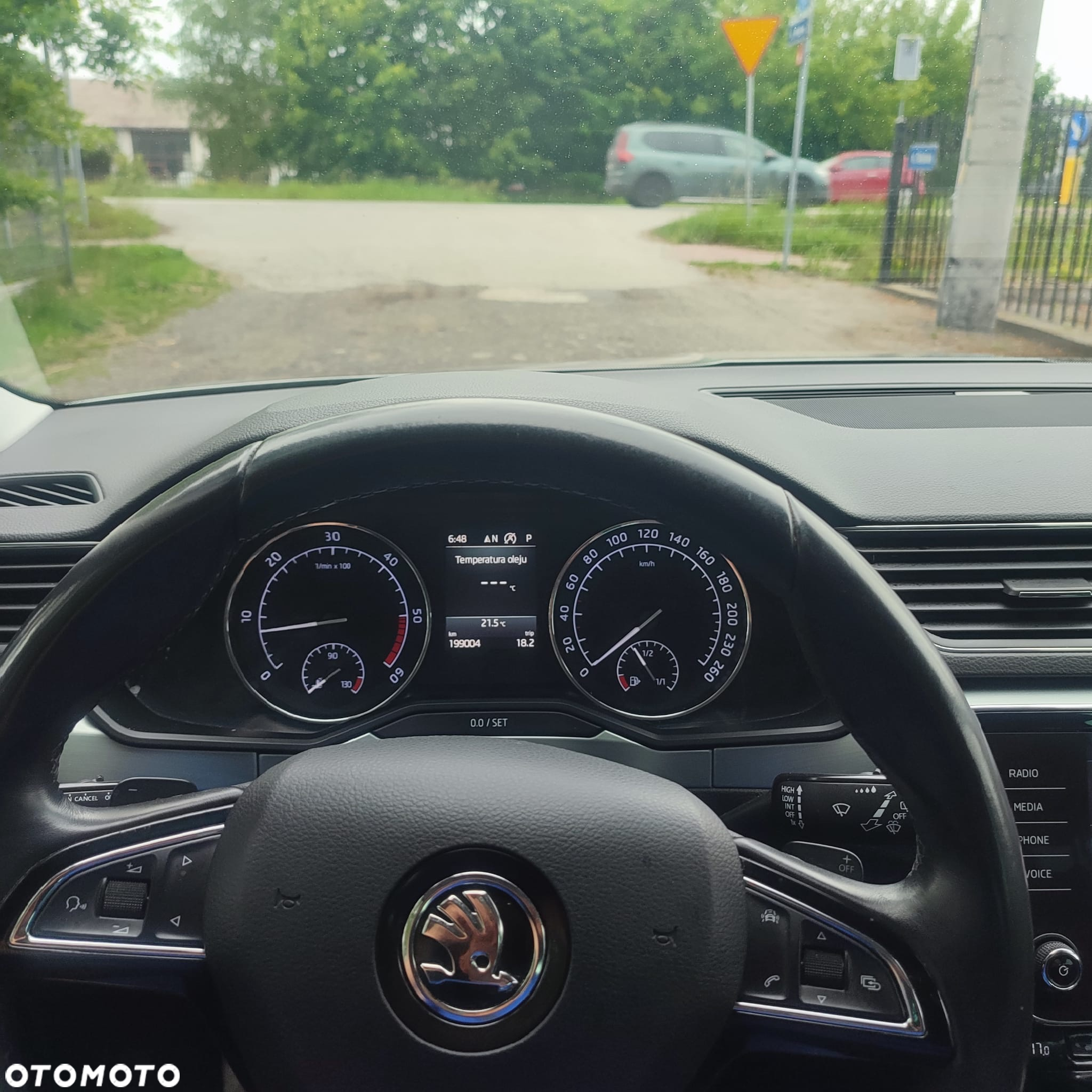 Skoda Superb 2.0 TDI 4x4 Active DSG - 10