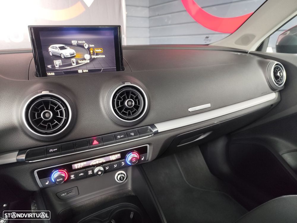 Audi A3 Sportback 1.6 TDI Sport - 19