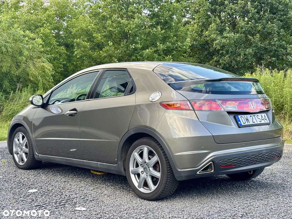 Honda Civic 1.8i-VTEC Sport - 7