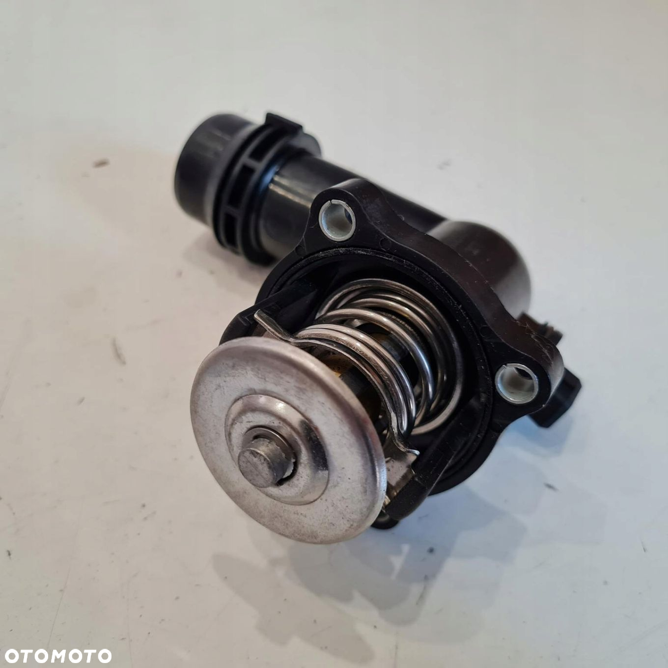 BMW 3 E36 E46 1.6 1.8 1.9 TERMOSTAT LCC F 06 017 - 3