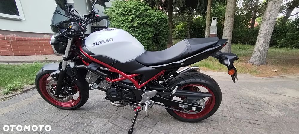 Suzuki SV - 7