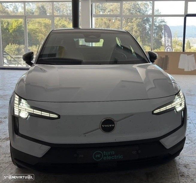 Volvo EX30 69 kWh Single Motor Extended Range Plus - 1