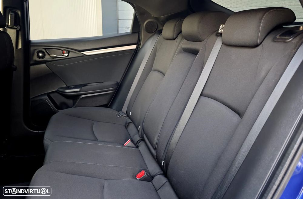Honda Civic 1.6 i-DTEC Executive Premium 9AT - 14