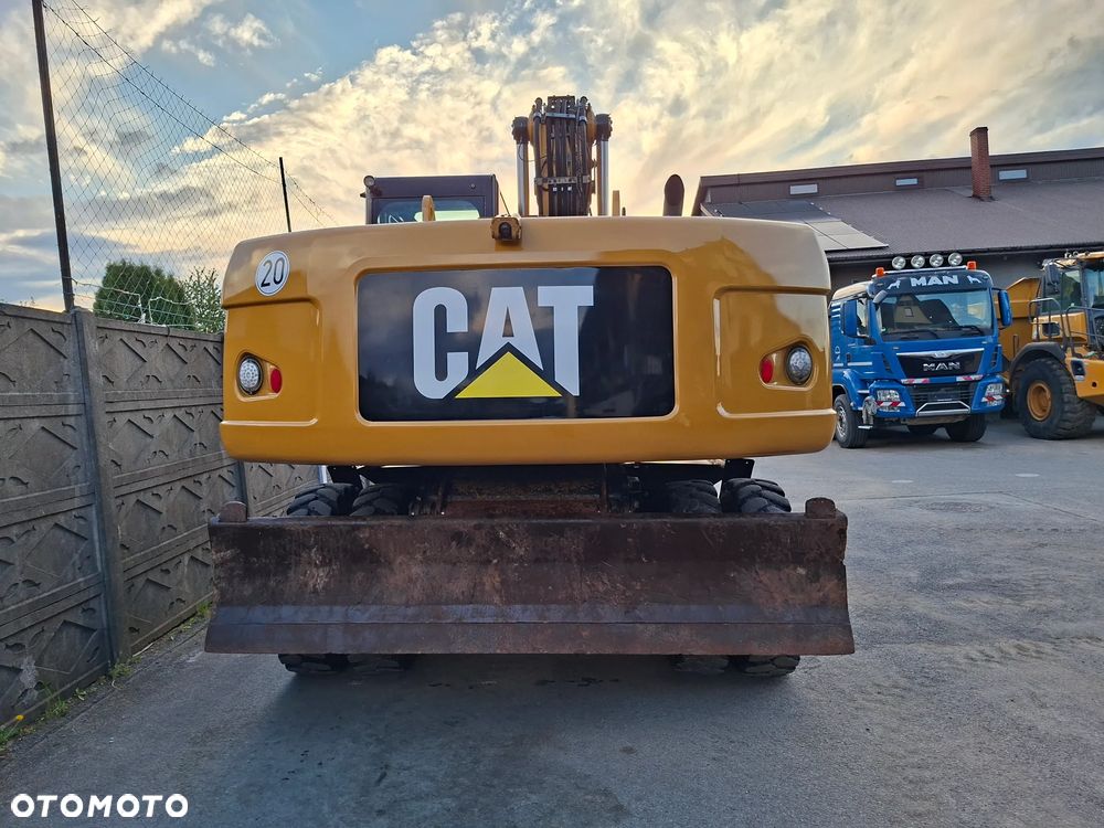 Caterpillar CAT M 322 D - 17