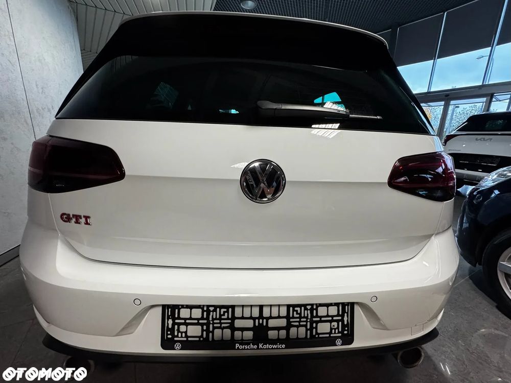 Volkswagen Golf GTI TCR 2.0 TSI OPF DSG - 4