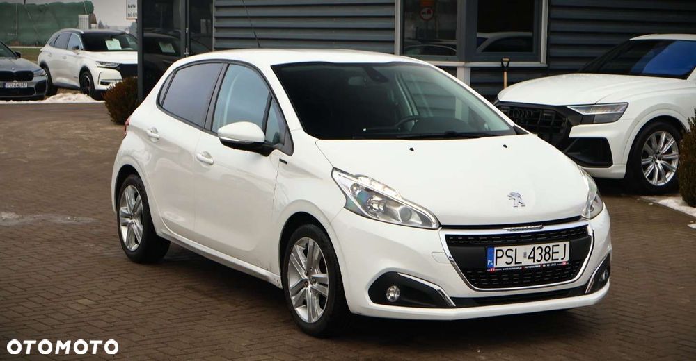 Peugeot 208 - 3