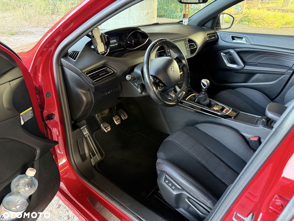Peugeot 308 - 5