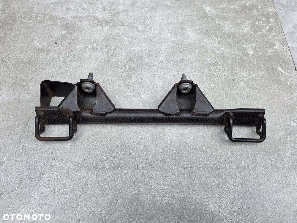 AUDI A4 B6 B7 A6 C6 MOCOWANIE FOTELIKA ISOFIX TYŁ TYLNE LEWE 8E0813545B - 1
