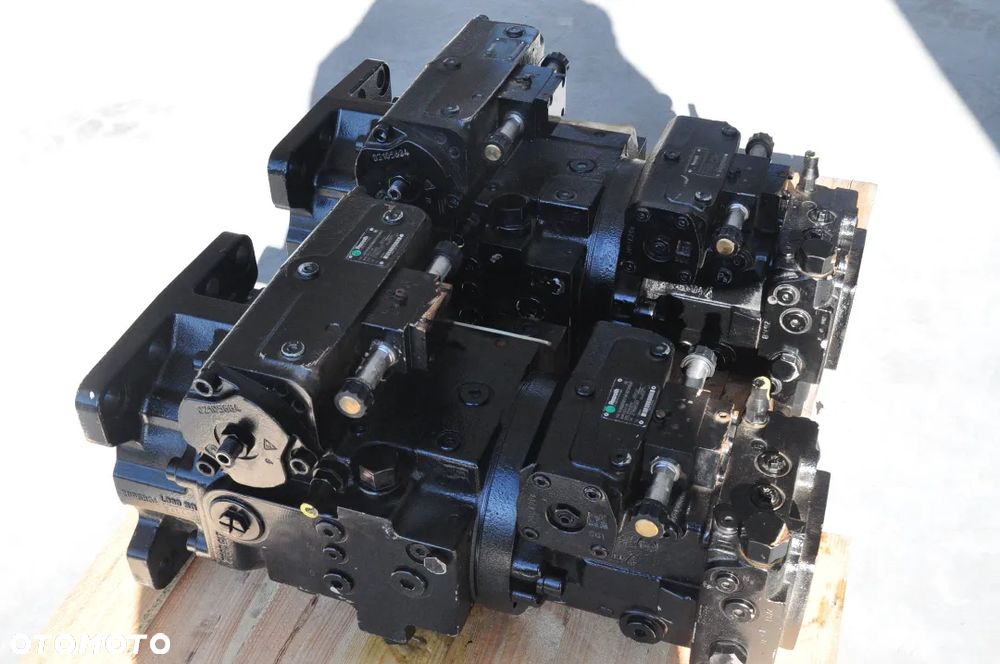 POMPA JAZDY HYDRAULICZNA REXROTH NR A4VG175EP1BP000/40MRNE4T11FC2S7AF00-0   A10VG63EP3D1/10R-NSC10F003DP - 1