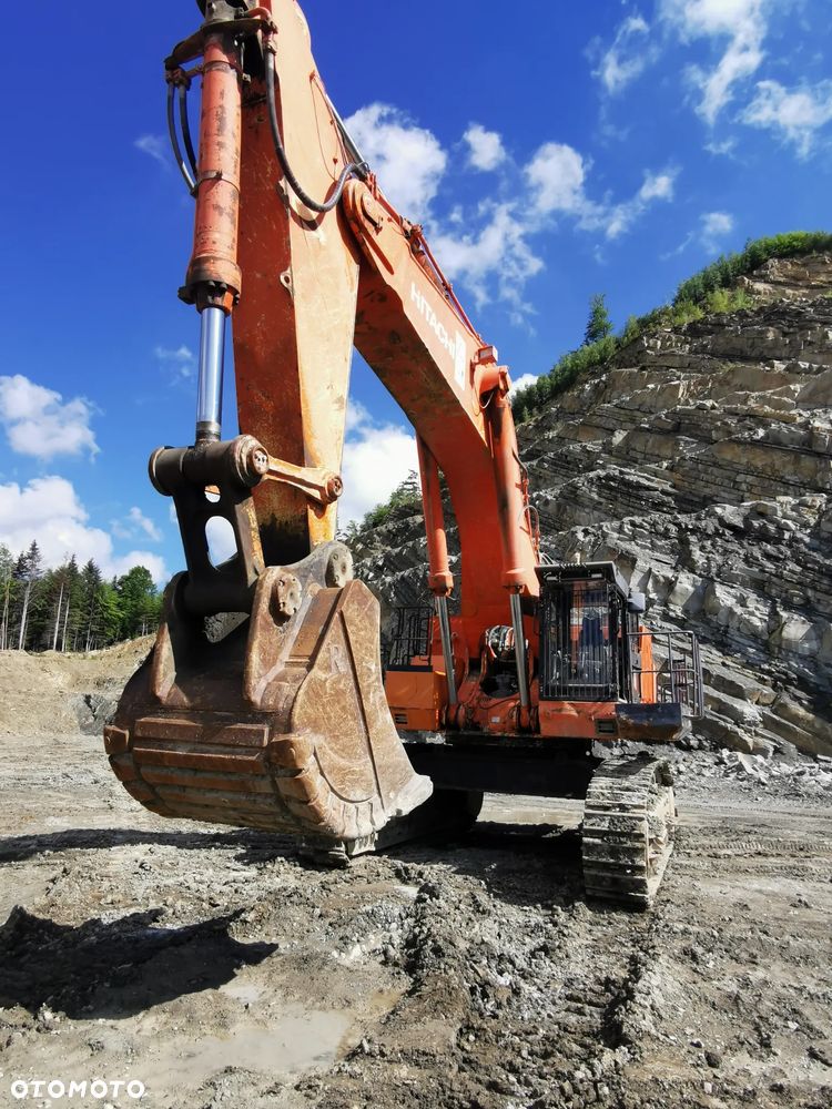 Hitachi ZX1200 - 38