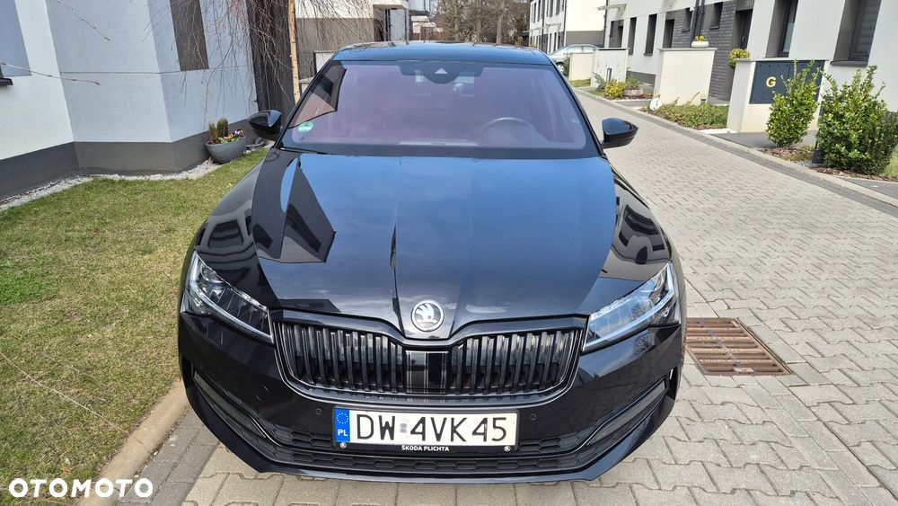 Skoda Superb 2.0 TDI SCR 4x4 Sportline DSG - 2