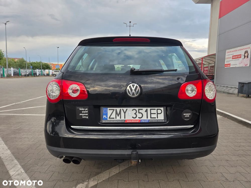 Volkswagen Passat 2.0 TDI DPF BlueMotion Technology Comfortline - 7