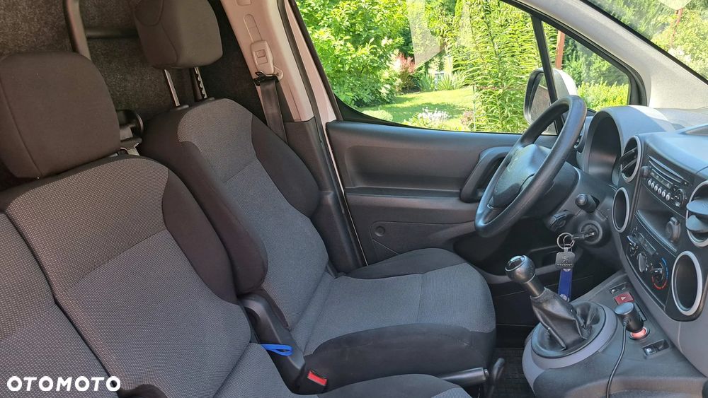Peugeot Partner II Furgon L1 1.6 VTI - 17