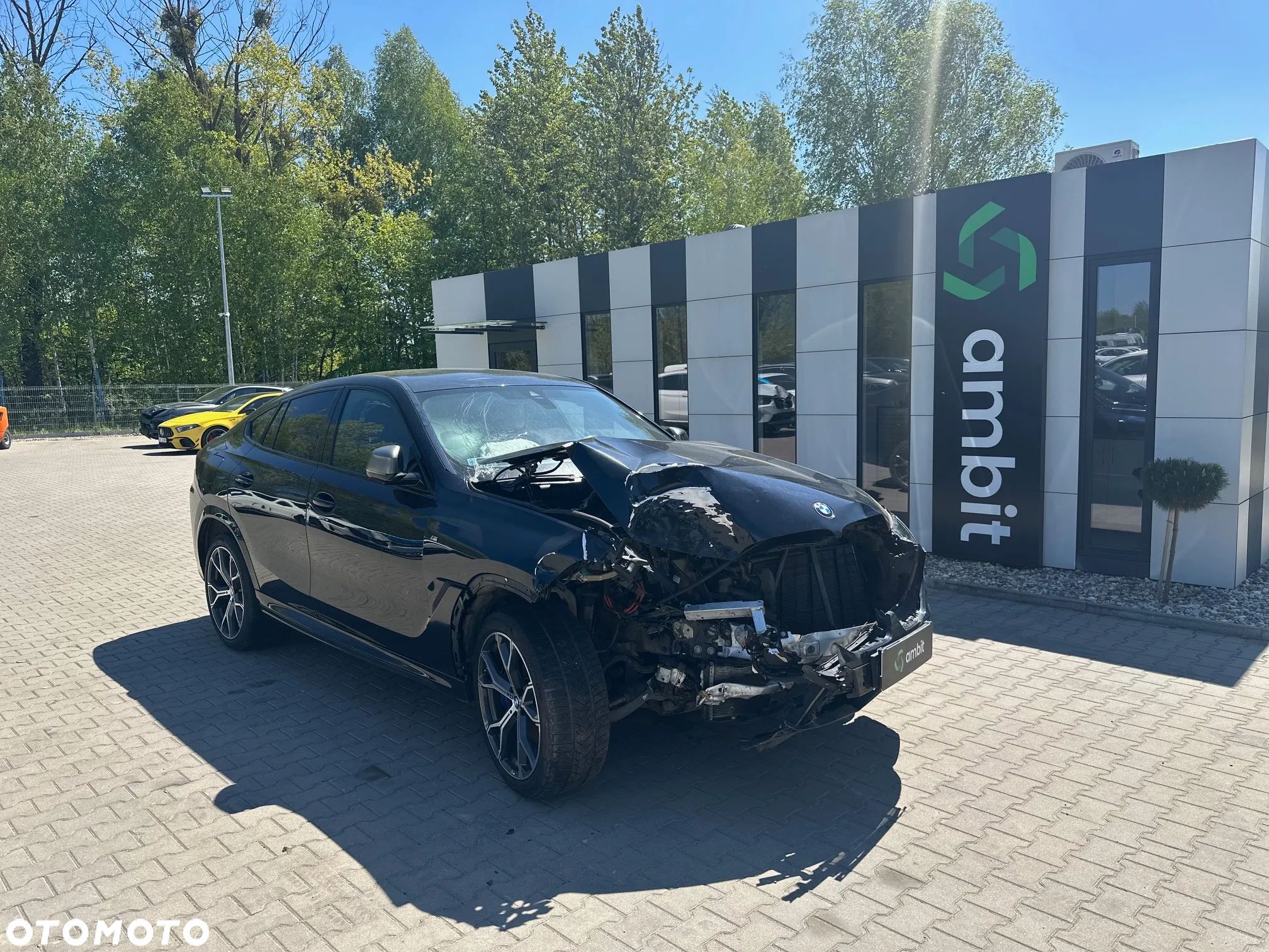 BMW X6 M50i - 1